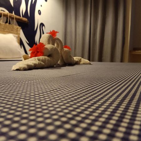 Ocean Breeze Boutique Hotel นูงวี ภายนอก รูปภาพ