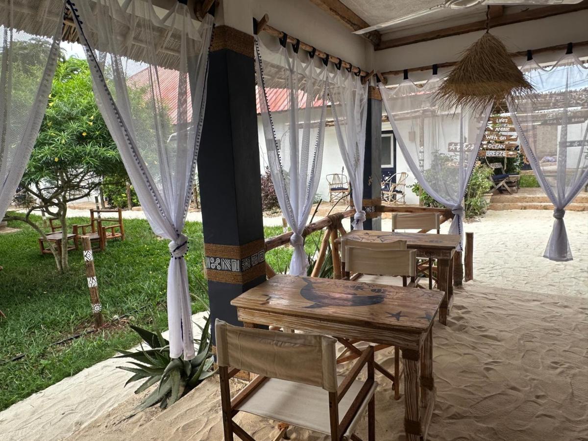 Ocean Breeze Boutique Hotel นูงวี ภายนอก รูปภาพ