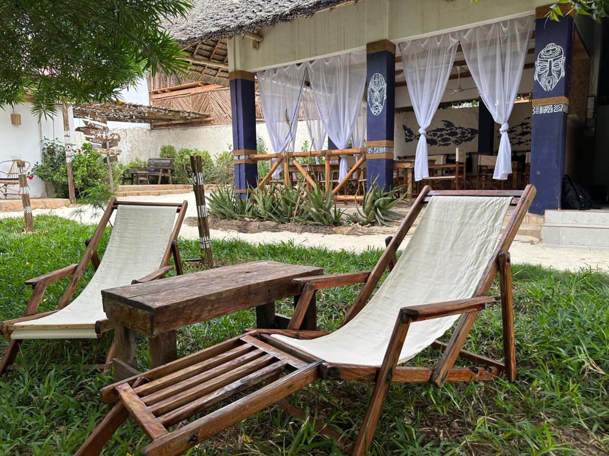 Ocean Breeze Boutique Hotel นูงวี ภายนอก รูปภาพ